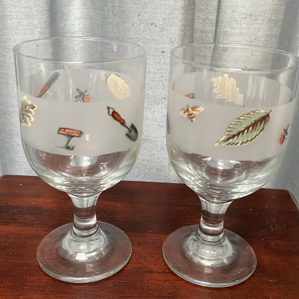 Pair of Pfaltzgraff Naturewood tumblers goblets wine water